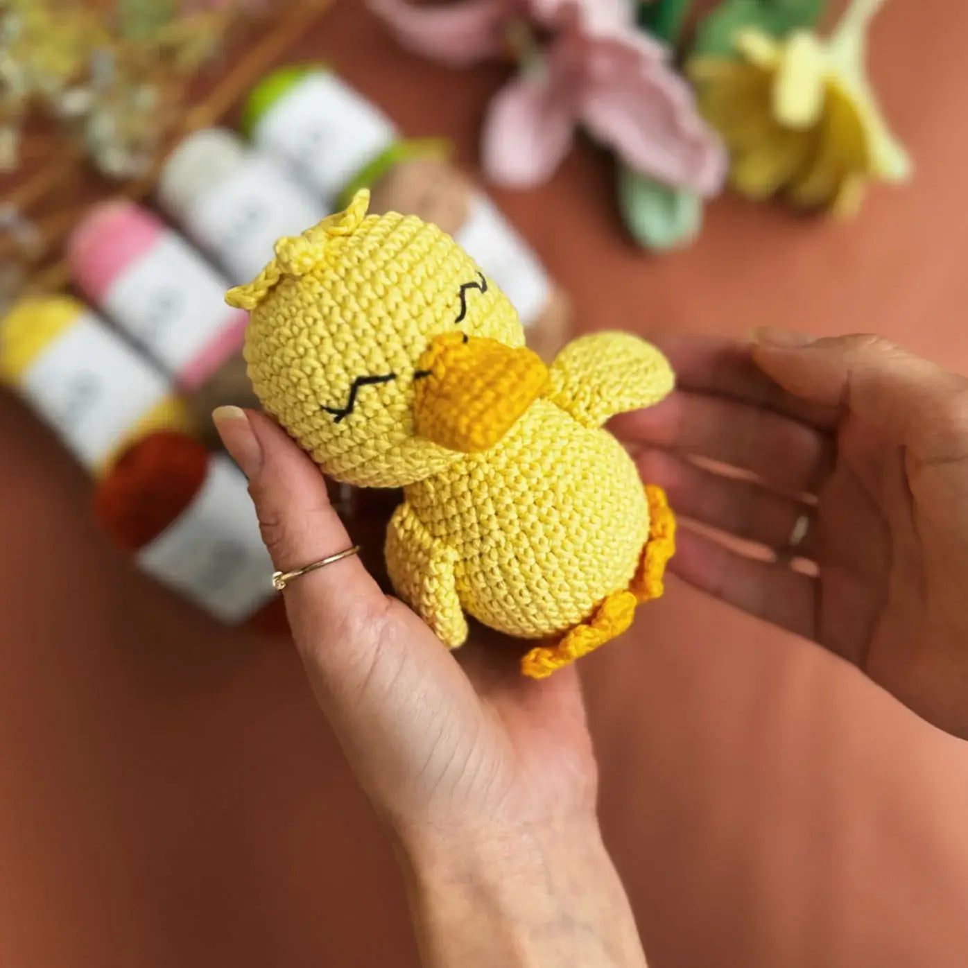 Knitty Critters - Pouch Pals - Danny Duckling